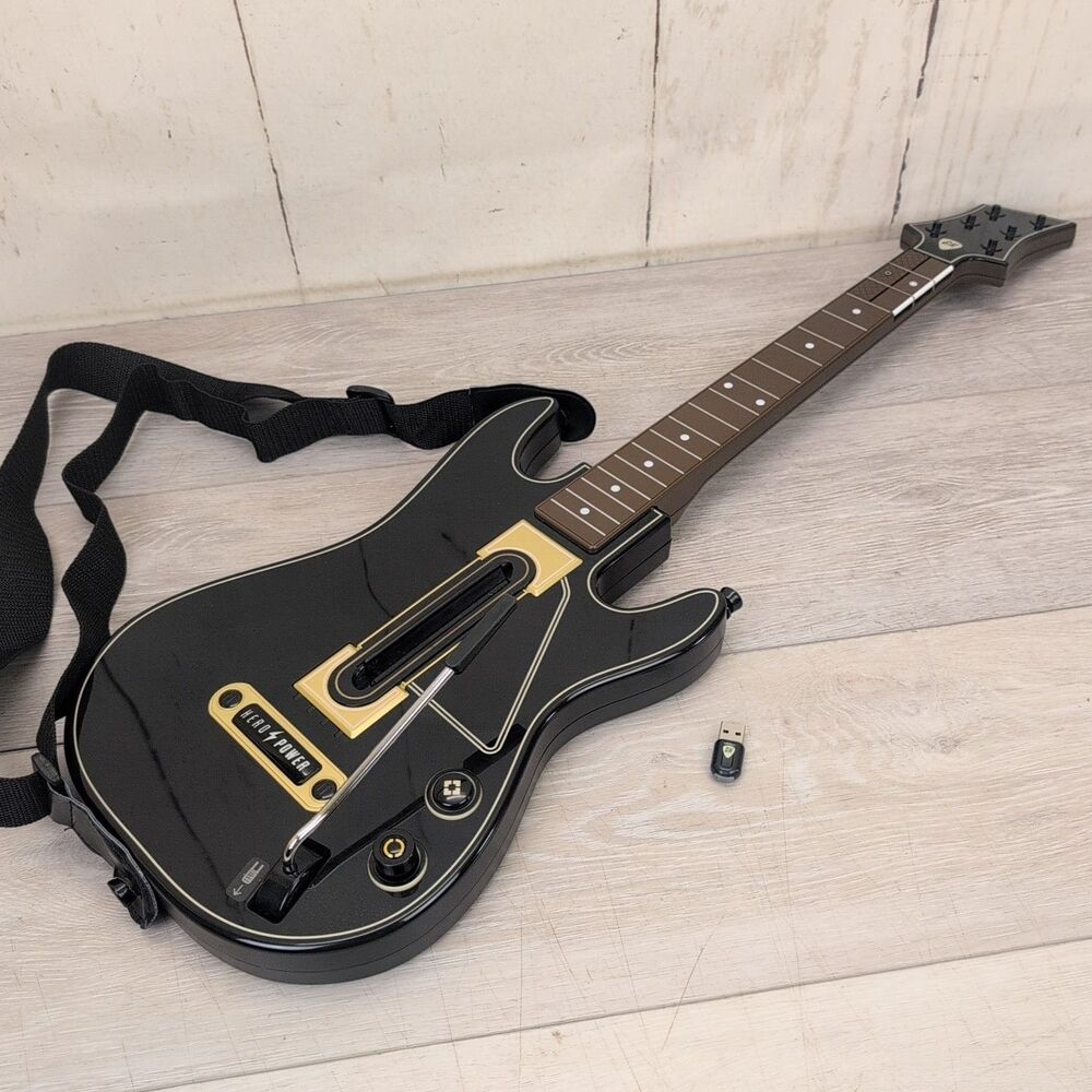 Guitar Hero Live Controller Model 0000654 PS3 Wii U WITH USB DONGLE Tested